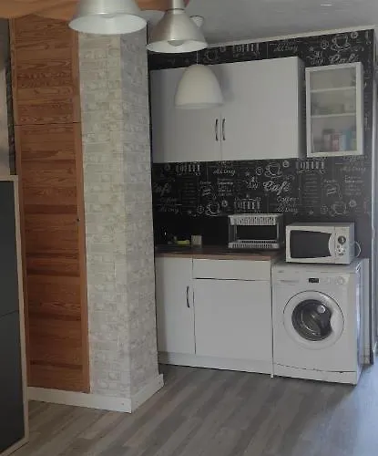 Saltillo Alto White Apartment