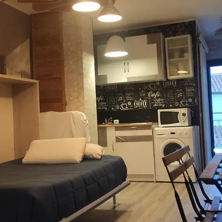 Saltillo Alto White Apartman
